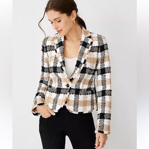 NEW Ann Taylor The Petite Newbury Blazer in Check Tweed Size 0P